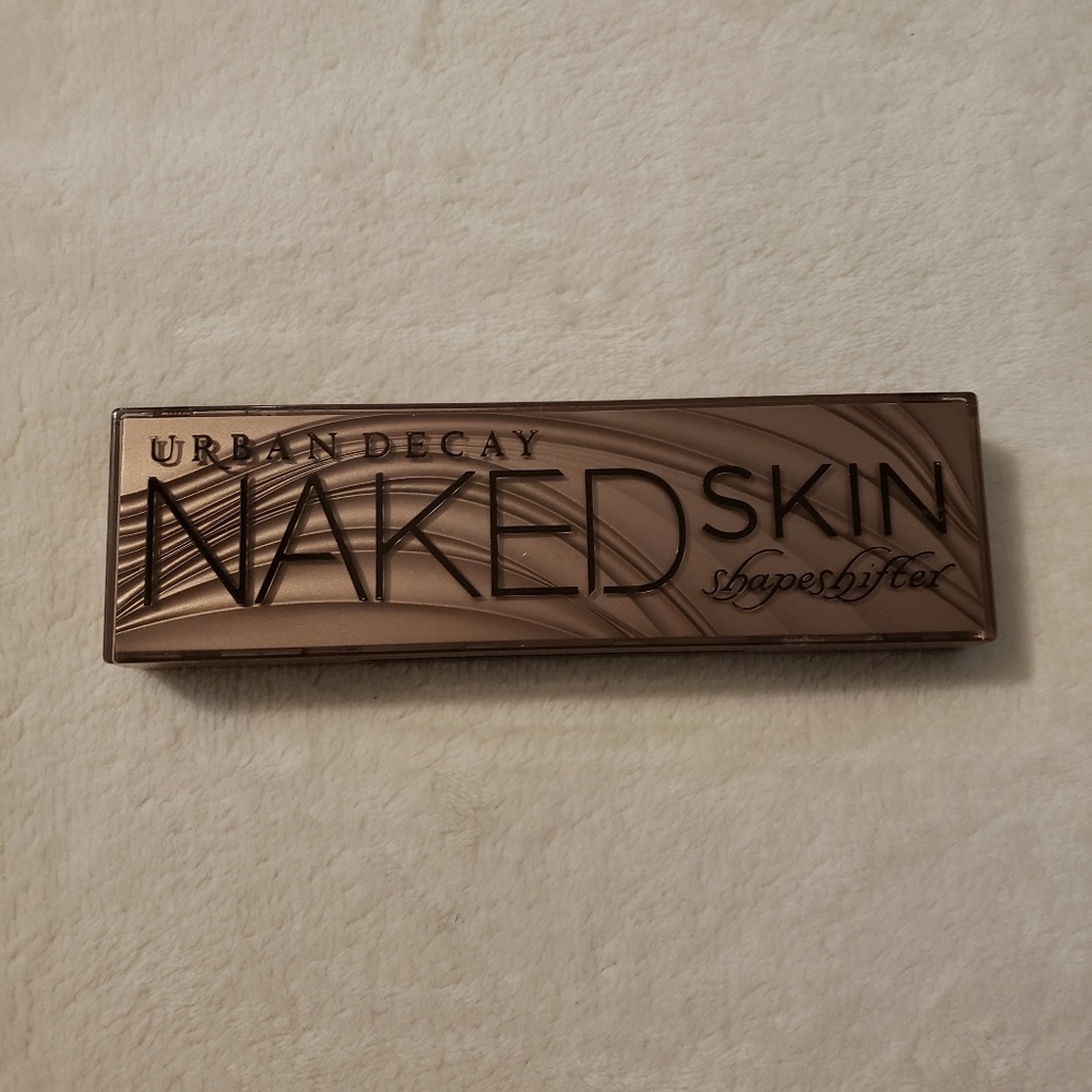 Authentic Urban Decay contour/highlighting palette